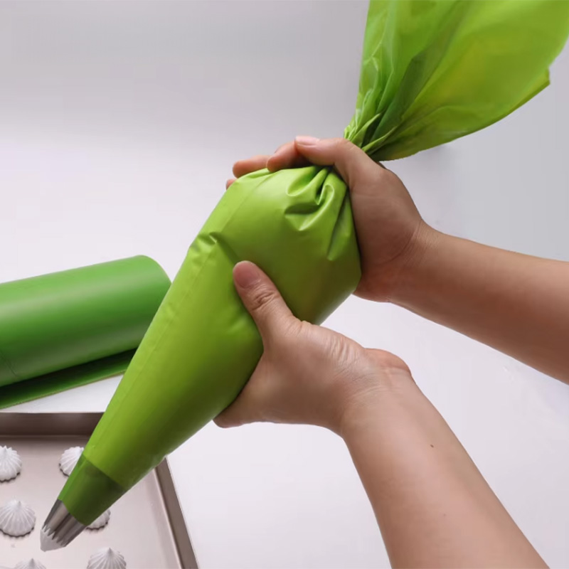  Frosted Surface Pastry Bag